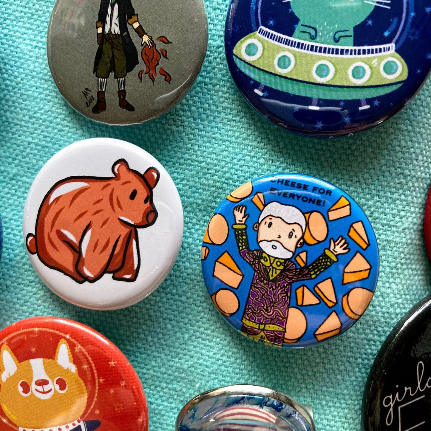 Brown Bear 1.25 Inch Metal Pin Back Button Badge (CLEARANCE)