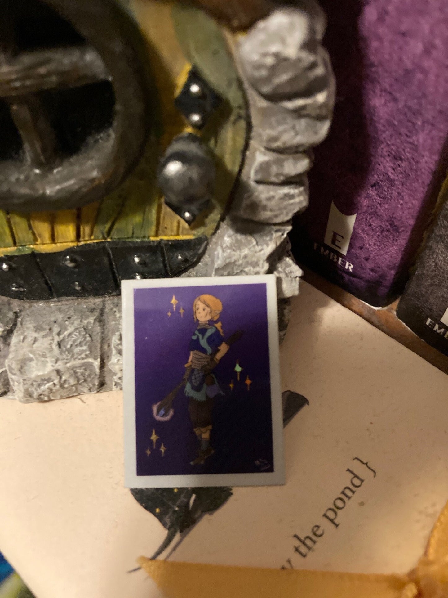 Warden Mage Mini Vinyl Glitter Sticker For Gamer